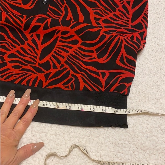 Covington Blouse size Small - Picture 10 of 11